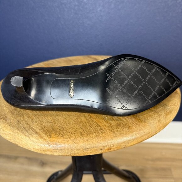 Vionic Josie pointed toe kitten heels, size 7 - Picture 9 of 12